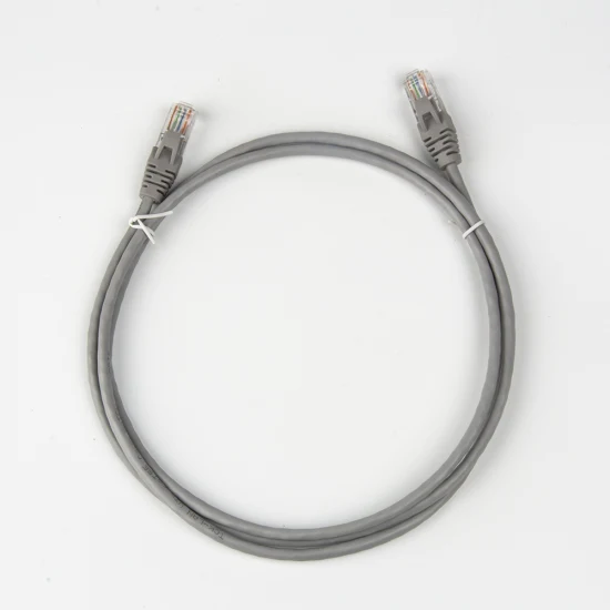 Gatto.  6 cavi patch UTP 24AWG