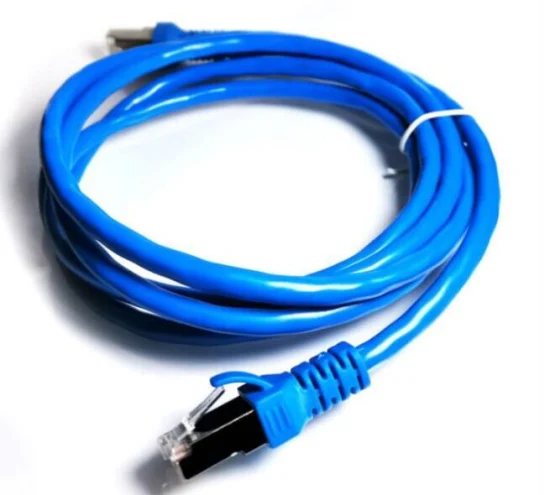 Uso del computer Connettore RJ45 Filo di rame con rivestimento in PVC Cavo patch di rete interna Cat 5e CAT6 UTP